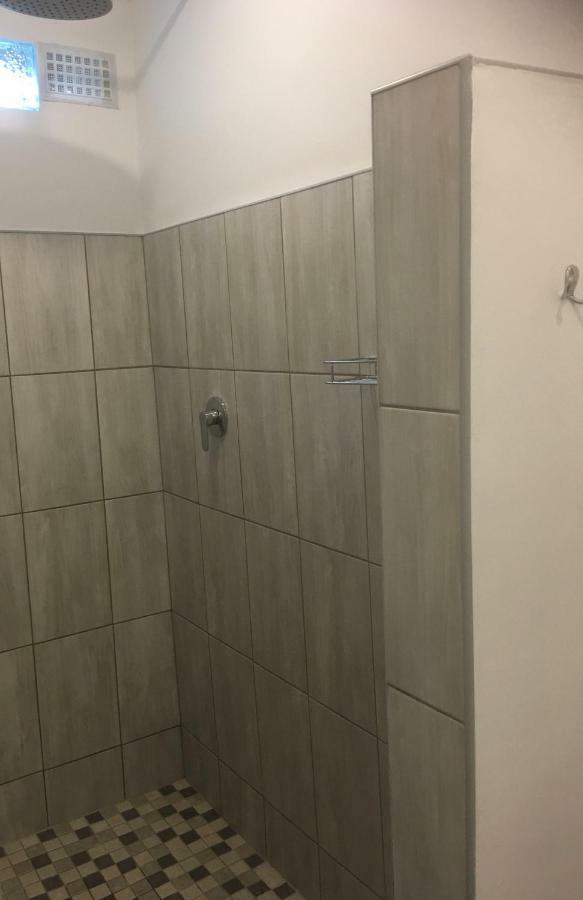 Ammabed Accommodation Каледон Екстериор снимка